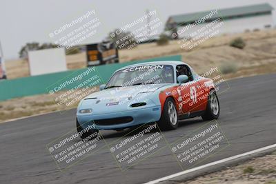 media/Jun-01-2025-CalClub SCCA (Sun) [[eae223c5dd]]/Group 5/Race (Front Straight)/